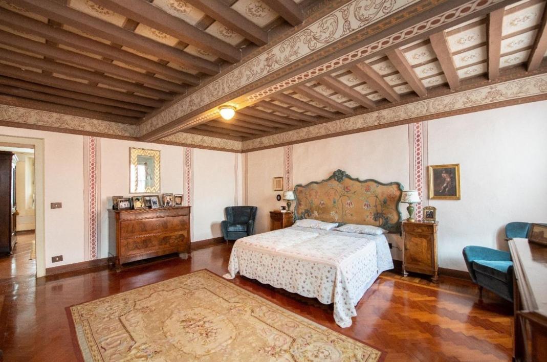 Villa Ottocentesca Immersa Nel Verde Montecavolo Екстер'єр фото