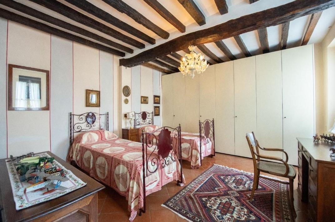 Villa Ottocentesca Immersa Nel Verde Montecavolo Екстер'єр фото