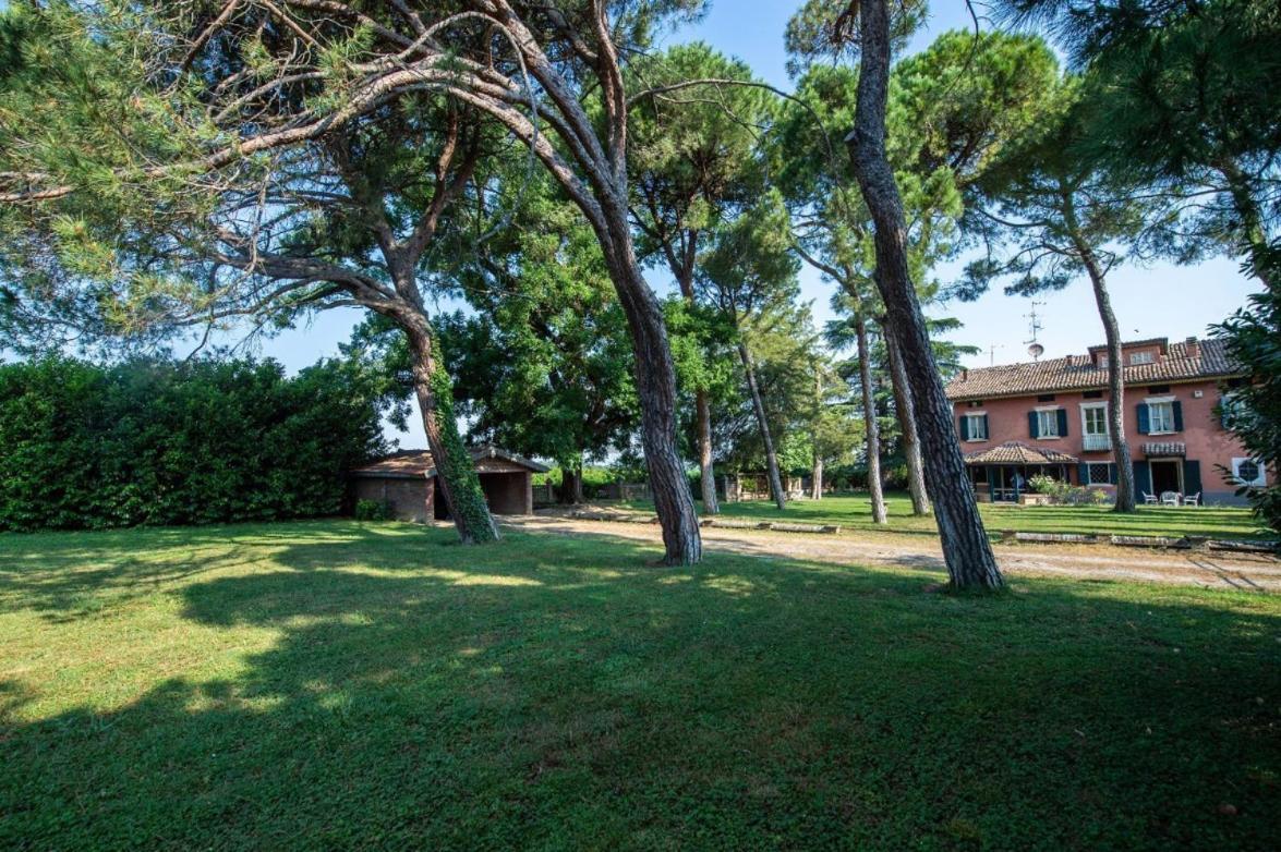 Villa Ottocentesca Immersa Nel Verde Montecavolo Екстер'єр фото